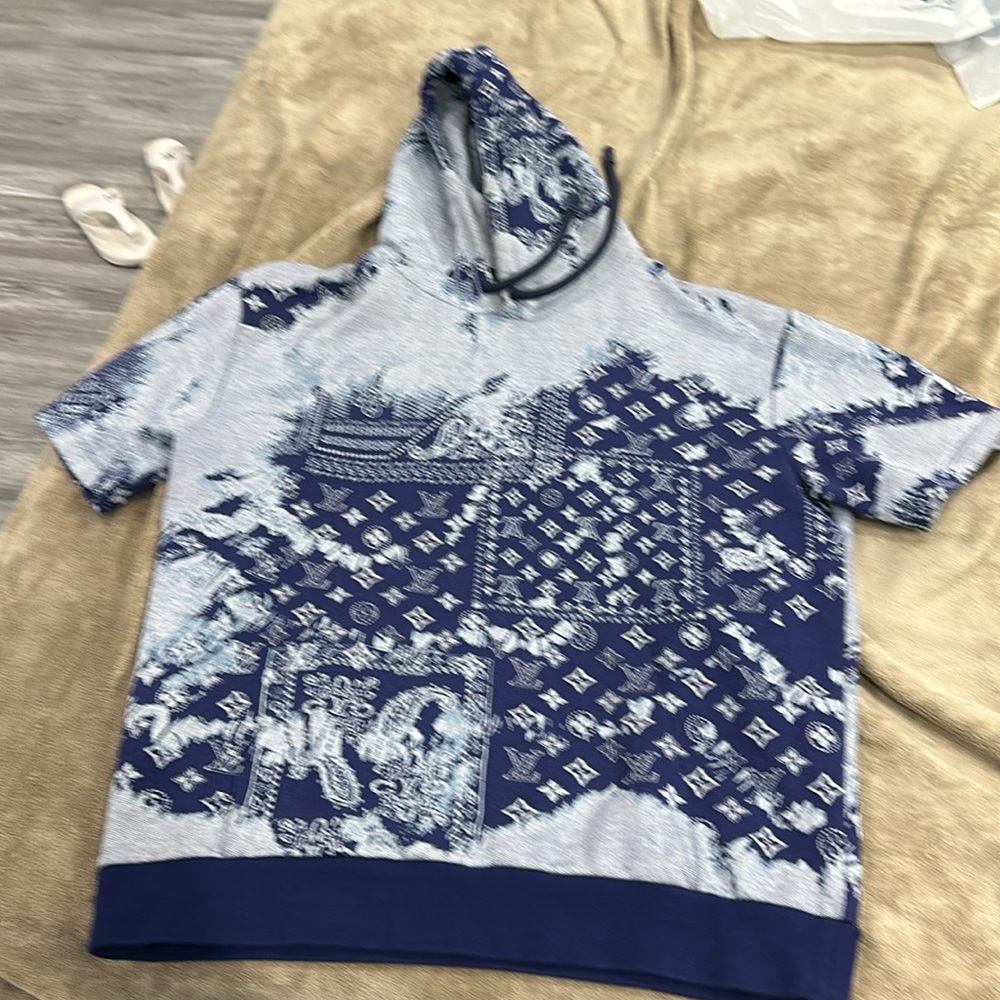 Louis Vuitton short sleeve hoodie